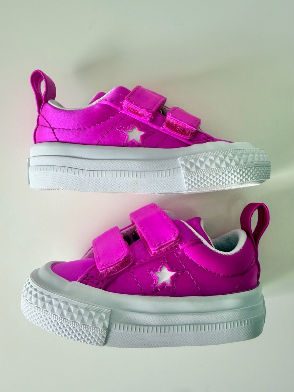 Converse One Star 2V Bright Pink Infant Sneakers NWT